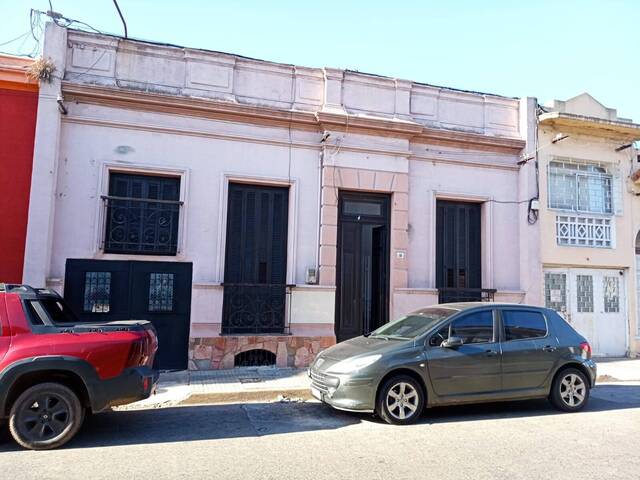#56 - Casa para Alquiler en Montevideo - UY-MO