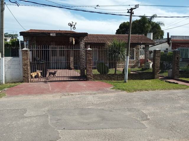 #94 - Casa para Venta en Montevideo - UY-MO